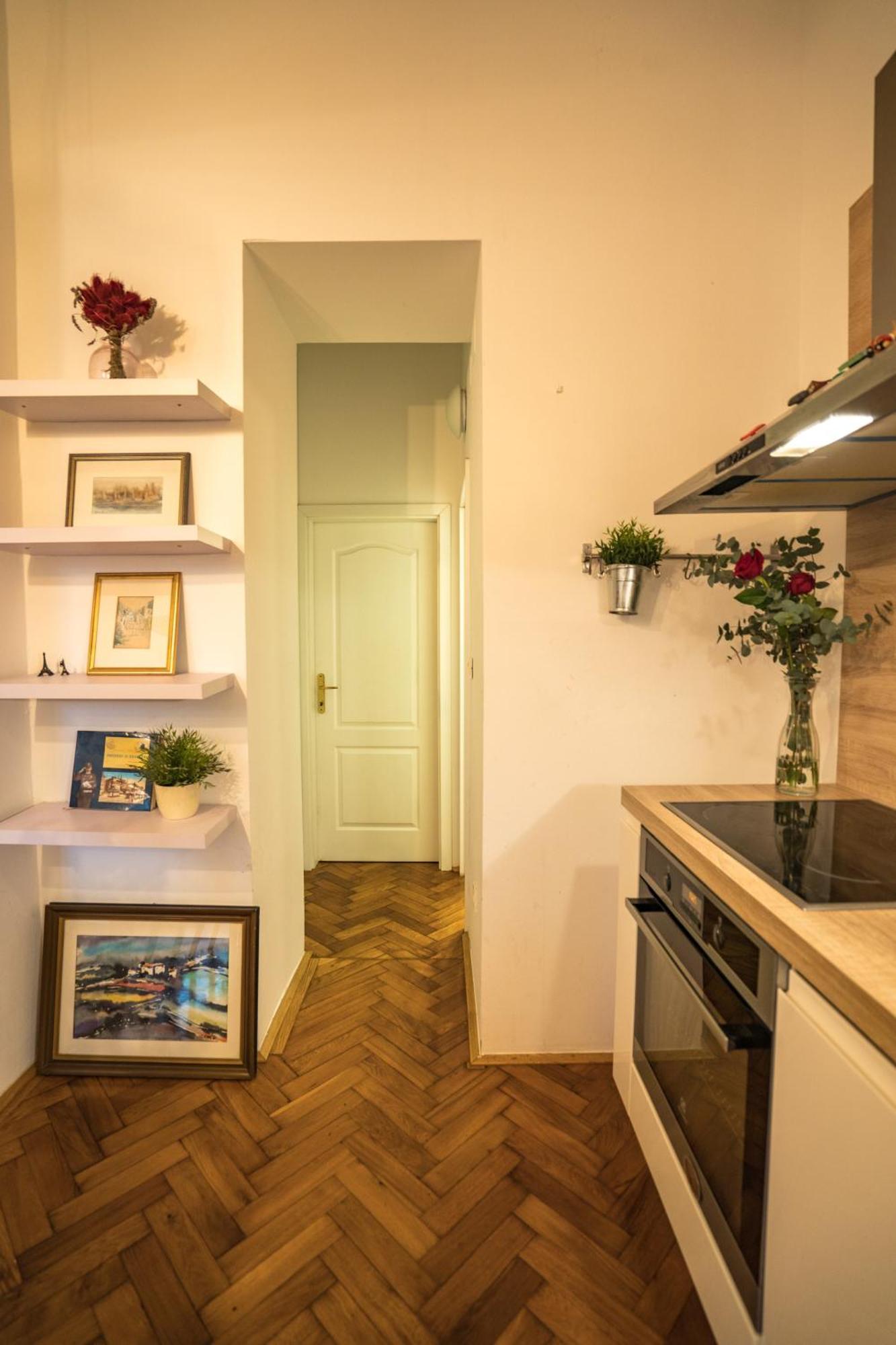 Apartman Iris Zagreb Eksteriør billede